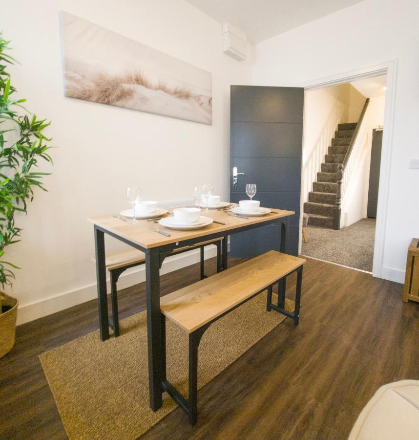 Principality Suites; Three Bed By Property Promise Кардифф Экстерьер фото