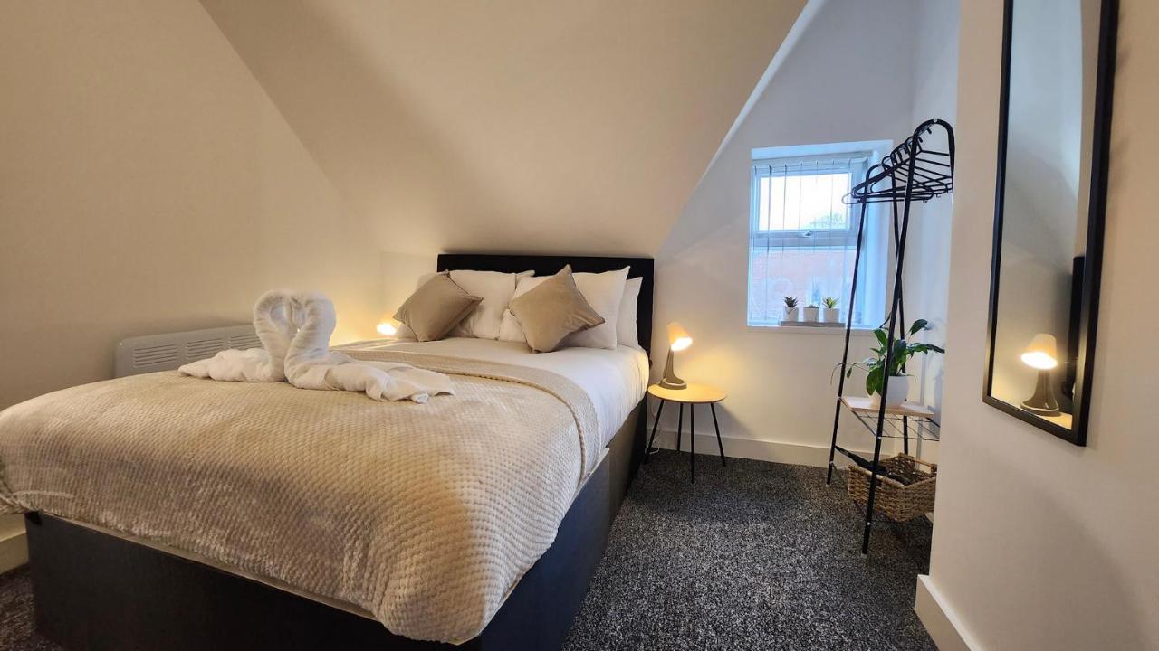 Principality Suites; Three Bed By Property Promise Кардифф Экстерьер фото