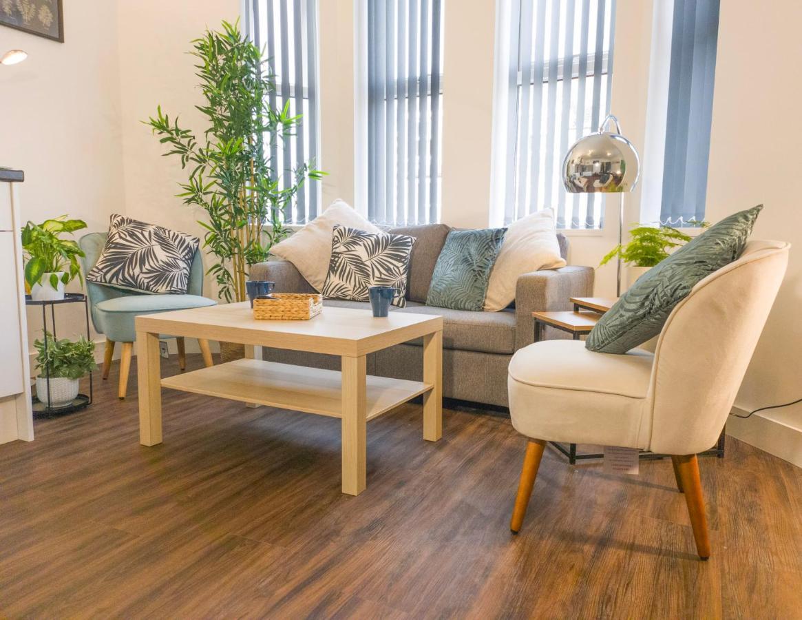 Principality Suites; Three Bed By Property Promise Кардифф Экстерьер фото